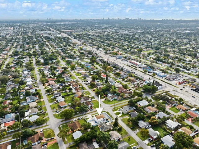 6501 Flagler St, Hollywood FL 33023