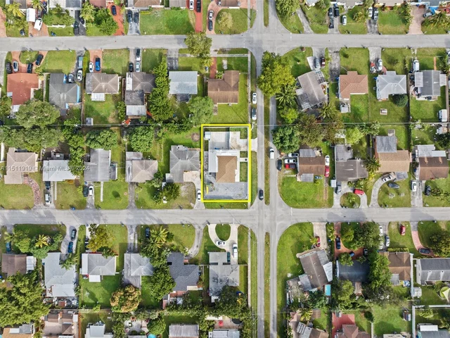 6501 Flagler St, Hollywood FL 33023