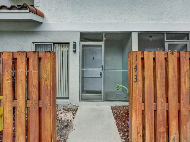 7890 Lago Del Mar Dr # 143, Boca Raton FL 33433