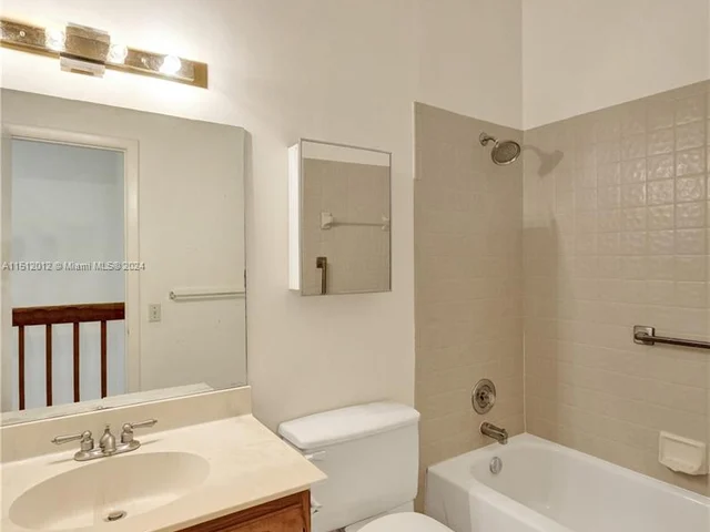 7890 Lago Del Mar Dr # 143, Boca Raton FL 33433