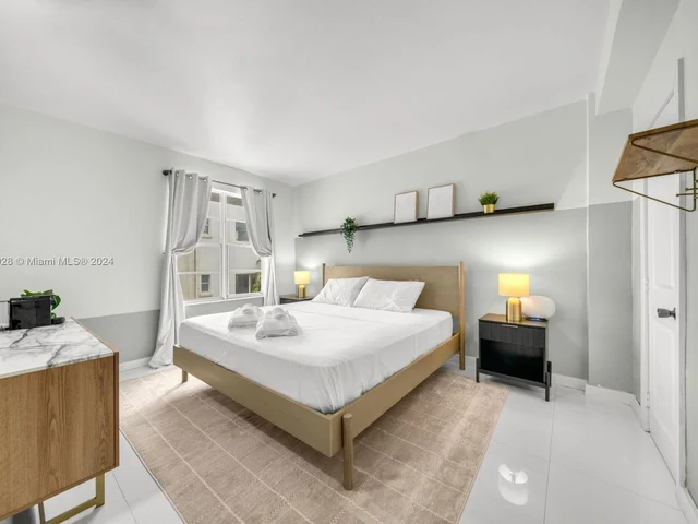 3030 Collins Ave # 3D, Miami Beach FL 33140