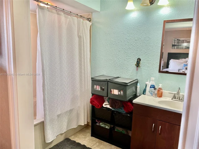 9235 SW 8th St # 507, Boca Raton FL 33428