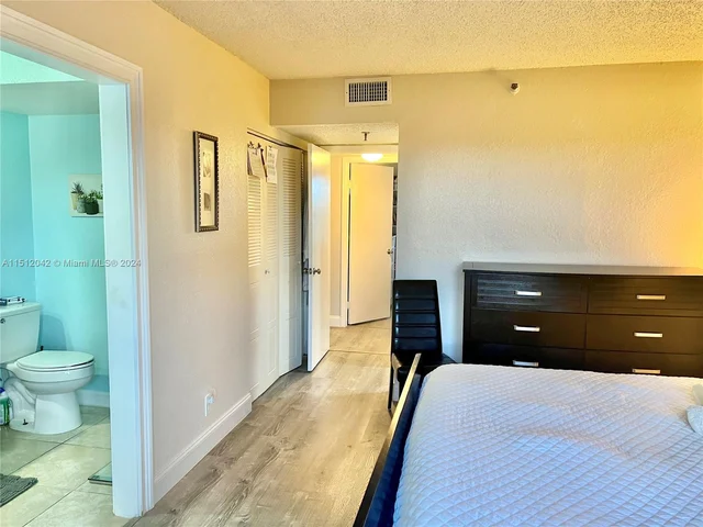 9235 SW 8th St # 507, Boca Raton FL 33428