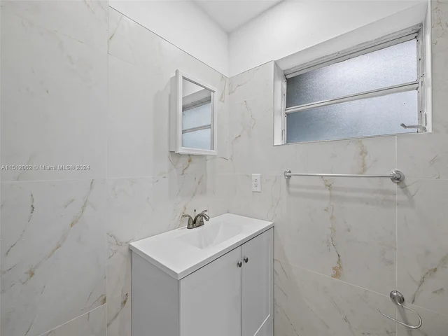 1531 SE 12th Ct, Fort Lauderdale FL 33316