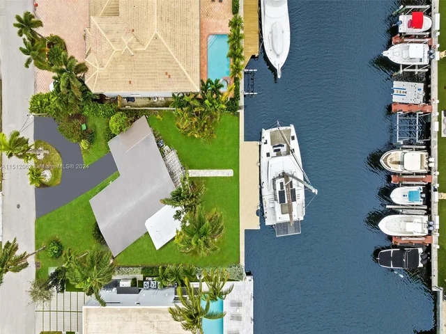 1531 SE 12th Ct, Fort Lauderdale FL 33316