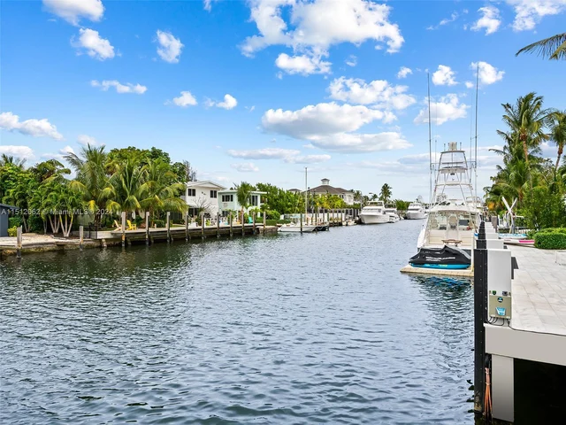 1531 SE 12th Ct, Fort Lauderdale FL 33316