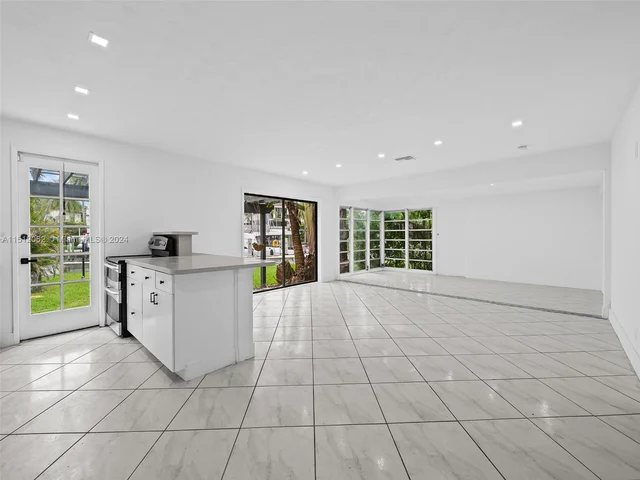 1531 SE 12th Ct, Fort Lauderdale FL 33316