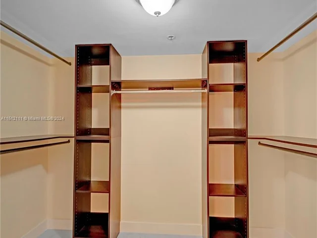 210 174th St # 1608, Sunny Isles Beach FL 33160