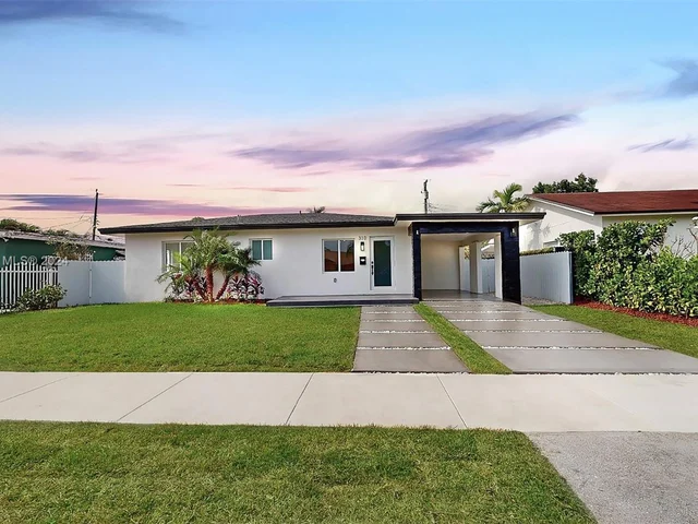 310 SW 52nd Ave, Miami FL 33134