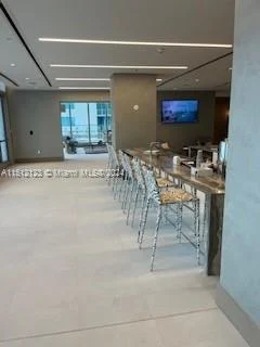 700 NE 26 terrace # 1105, Miami FL 33137