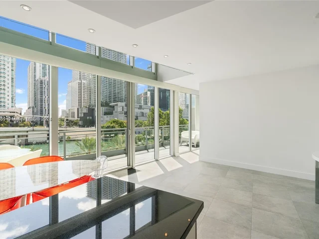 92 SW 3rd Street # 510, Miami FL 33130