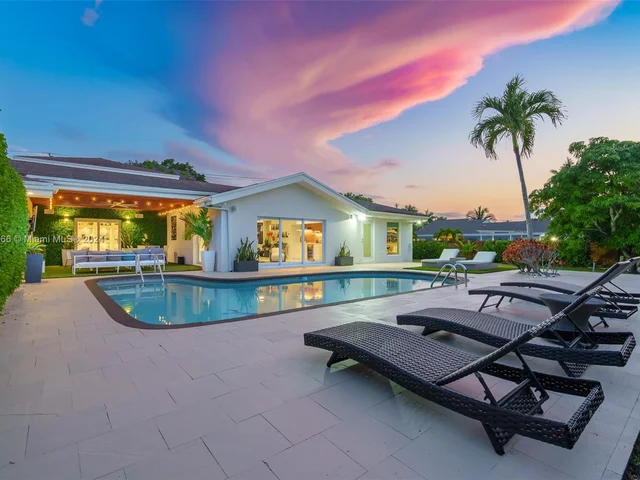 13540 SW 98th Ct, Miami FL 33176