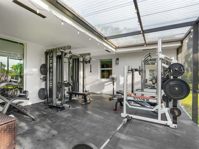 13540 SW 98th Ct, Miami FL 33176