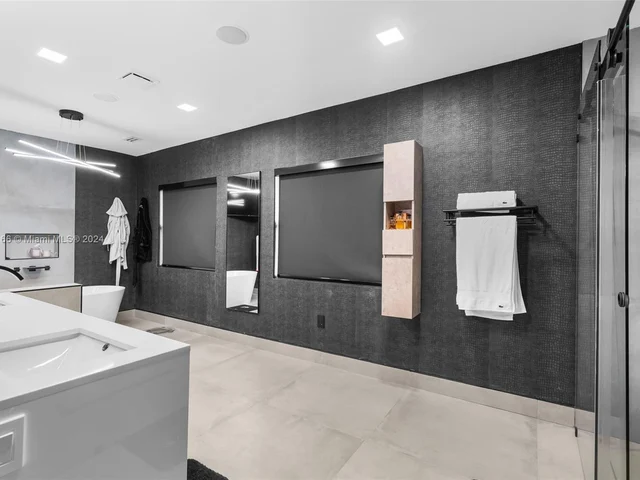 13540 SW 98th Ct, Miami FL 33176