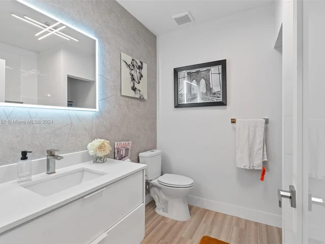 13540 SW 98th Ct, Miami FL 33176