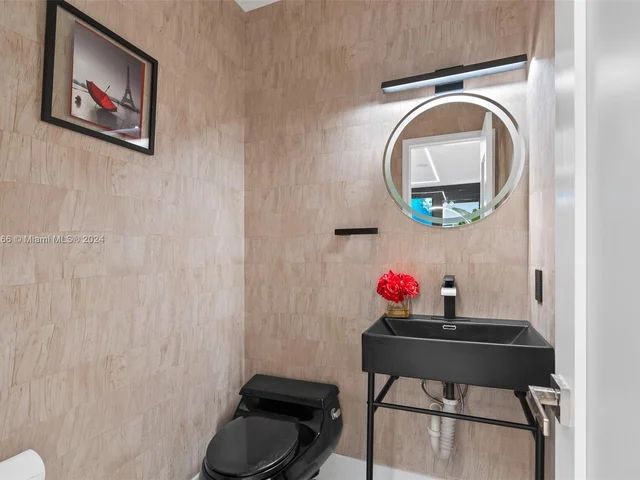 13540 SW 98th Ct, Miami FL 33176