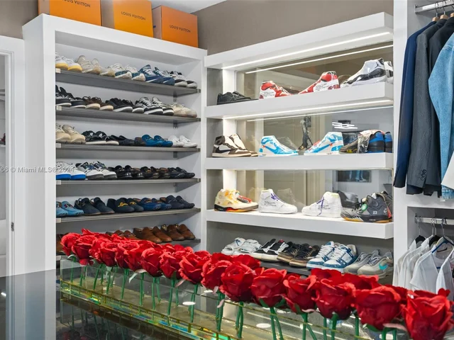 13540 SW 98th Ct, Miami FL 33176