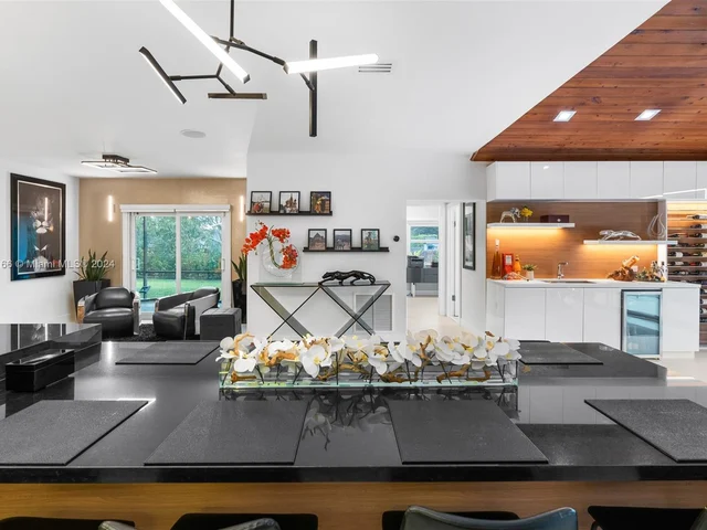 13540 SW 98th Ct, Miami FL 33176