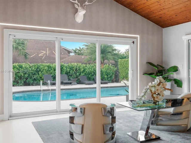 13540 SW 98th Ct, Miami FL 33176