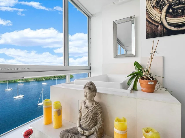 7934 West Dr # 904, North Bay Village FL 33141