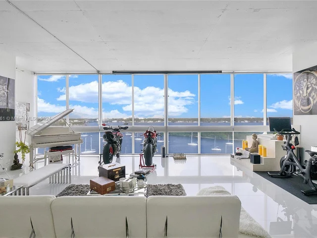 7934 West Dr # 904, North Bay Village FL 33141