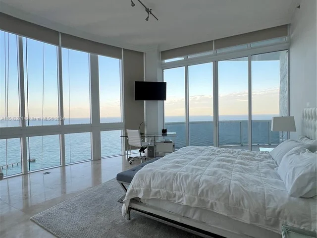 16001 Collins Ave # 4201, Sunny Isles Beach FL 33160