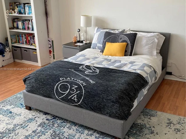 1800 NE 114th St # 2310, Miami FL 33181