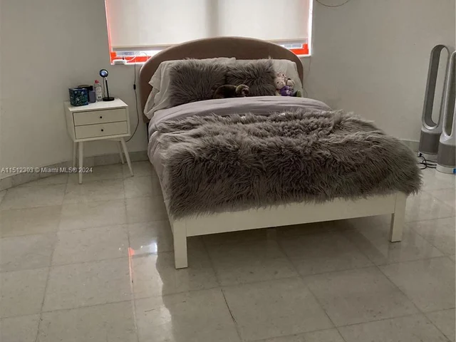 1800 NE 114th St # 2310, Miami FL 33181