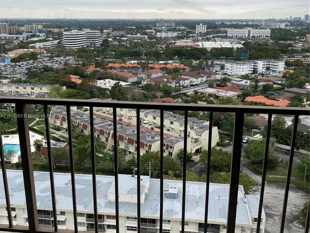 1800 NE 114th St # 2310, Miami FL 33181