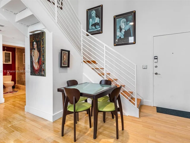 7728 Collins Ave # 16, Miami Beach FL 33141