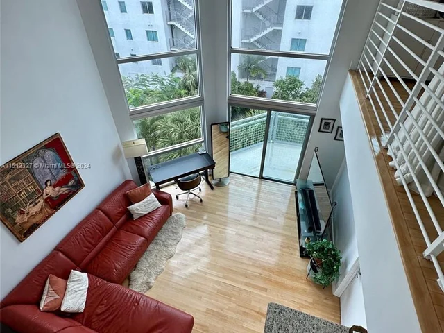 7728 Collins Ave # 16, Miami Beach FL 33141