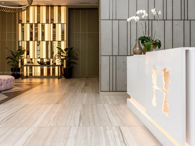 4010 S Ocean Dr # R3305, Hollywood FL 33019