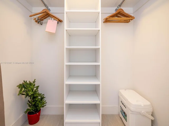 4010 S Ocean Dr # R3305, Hollywood FL 33019