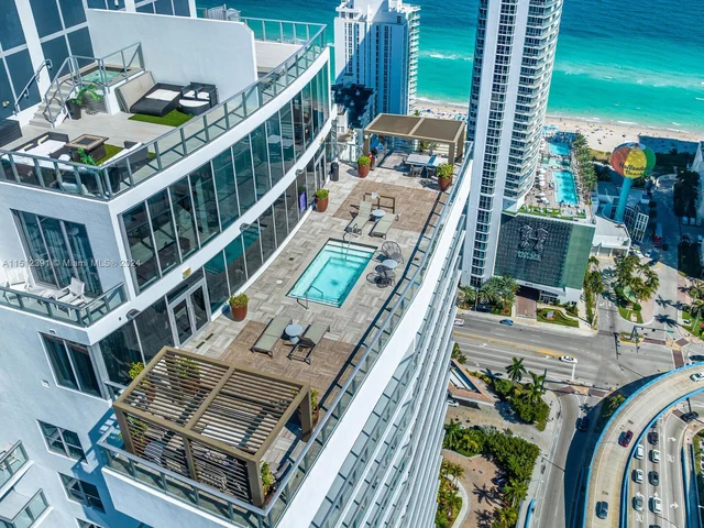 4010 S Ocean Dr # R3305, Hollywood FL 33019