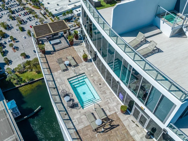 4010 S Ocean Dr # R3305, Hollywood FL 33019