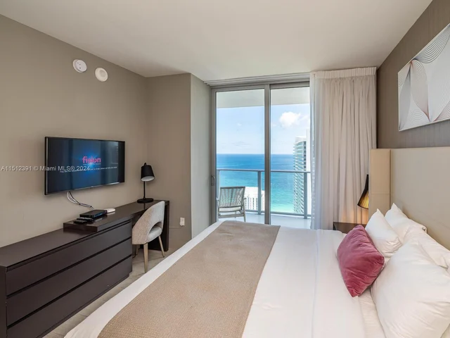 4010 S Ocean Dr # R3305, Hollywood FL 33019