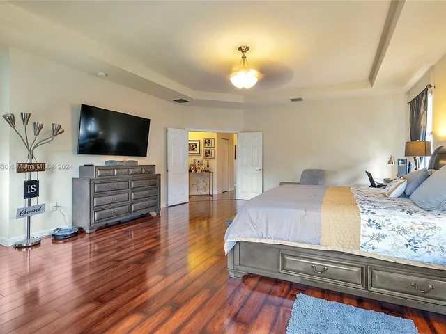 4374 SW 164th Ct, Miami FL 33185