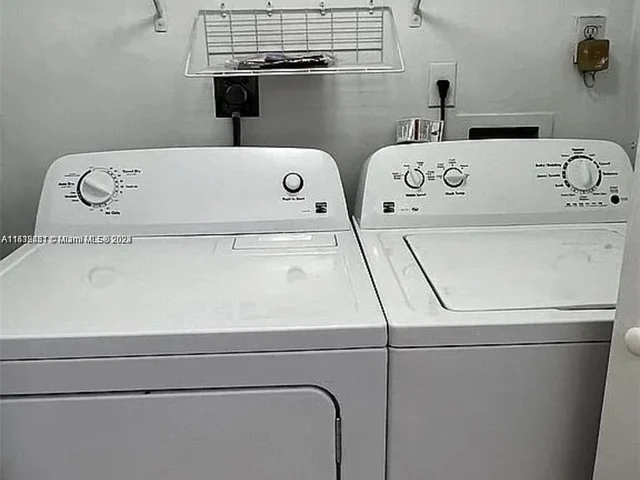 2504 SE 19th Pl # A, Homestead FL 33035