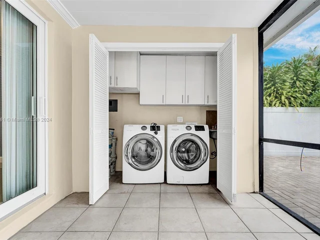 5170 N Andrews Ave, Oakland Park FL 33309