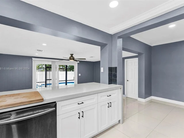 5170 N Andrews Ave, Oakland Park FL 33309