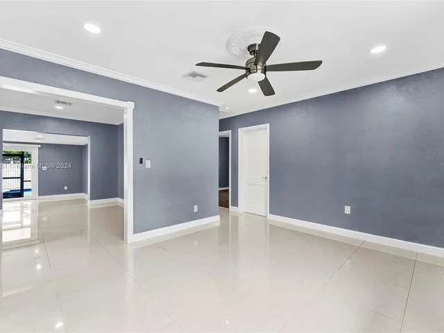 5170 N Andrews Ave, Oakland Park FL 33309