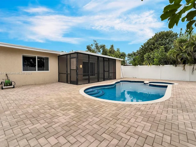 5170 N Andrews Ave, Oakland Park FL 33309