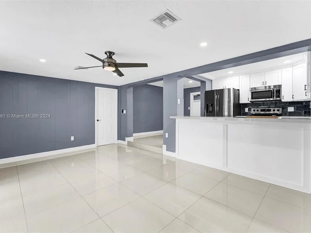 5170 N Andrews Ave, Oakland Park FL 33309