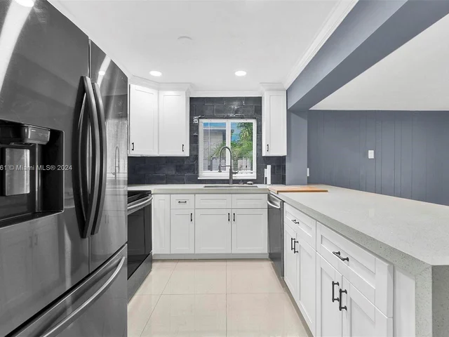 5170 N Andrews Ave, Oakland Park FL 33309