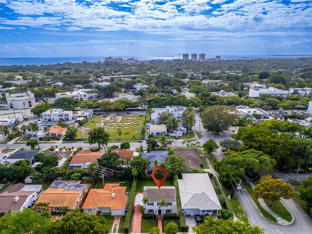 1278 SW 21st St, Miami FL 33145