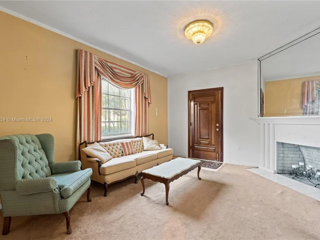 1278 SW 21st St, Miami FL 33145