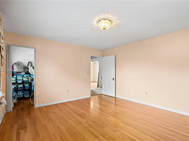 1278 SW 21st St, Miami FL 33145