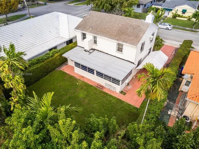 1278 SW 21st St, Miami FL 33145