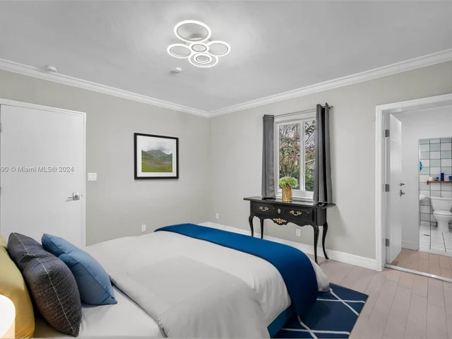 1206 Adams St, Hollywood FL 33019