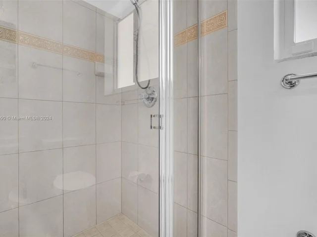 1206 Adams St, Hollywood FL 33019